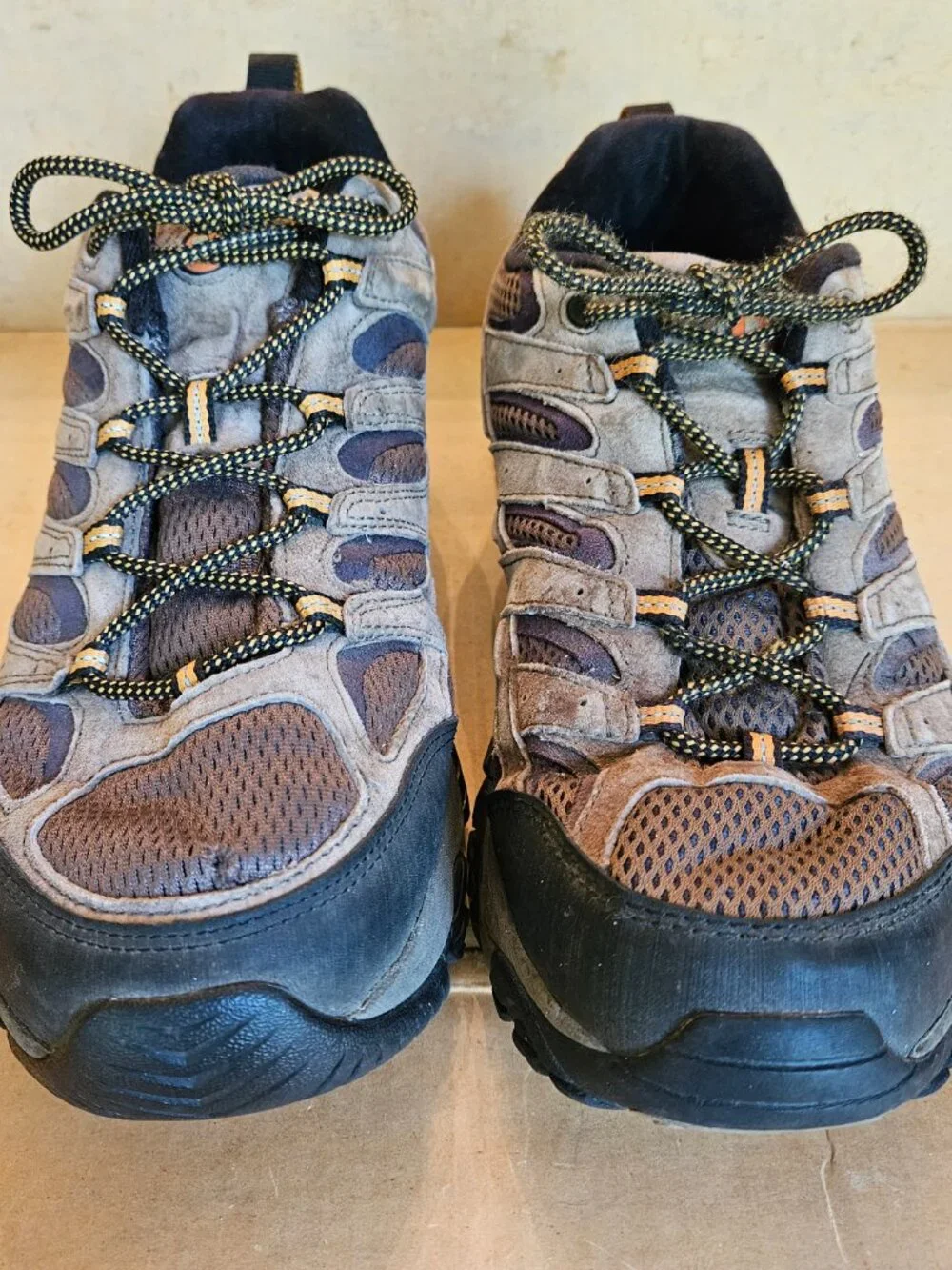 Merrell Mens Hiking Shoes Mismatched Pair 12 12.5 Vibram Trail
